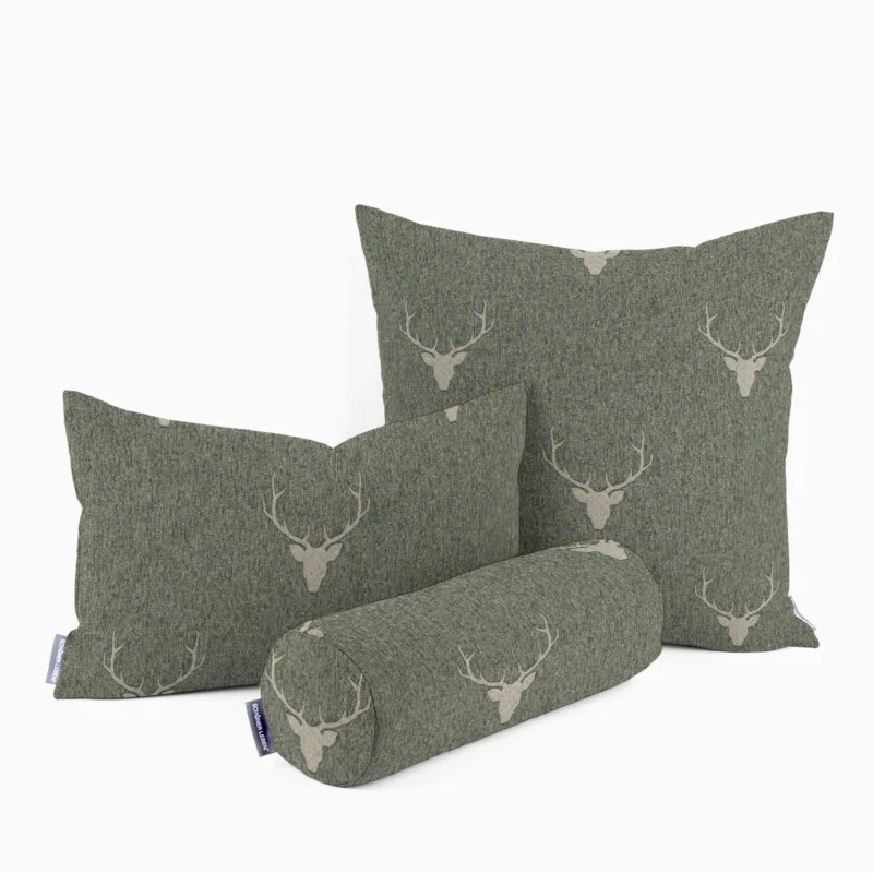 Kissenhülle Jacquard Hirschkopf mit Geweih grün beige verschiedene Größen von SCHÖNER LEBEN. Echt